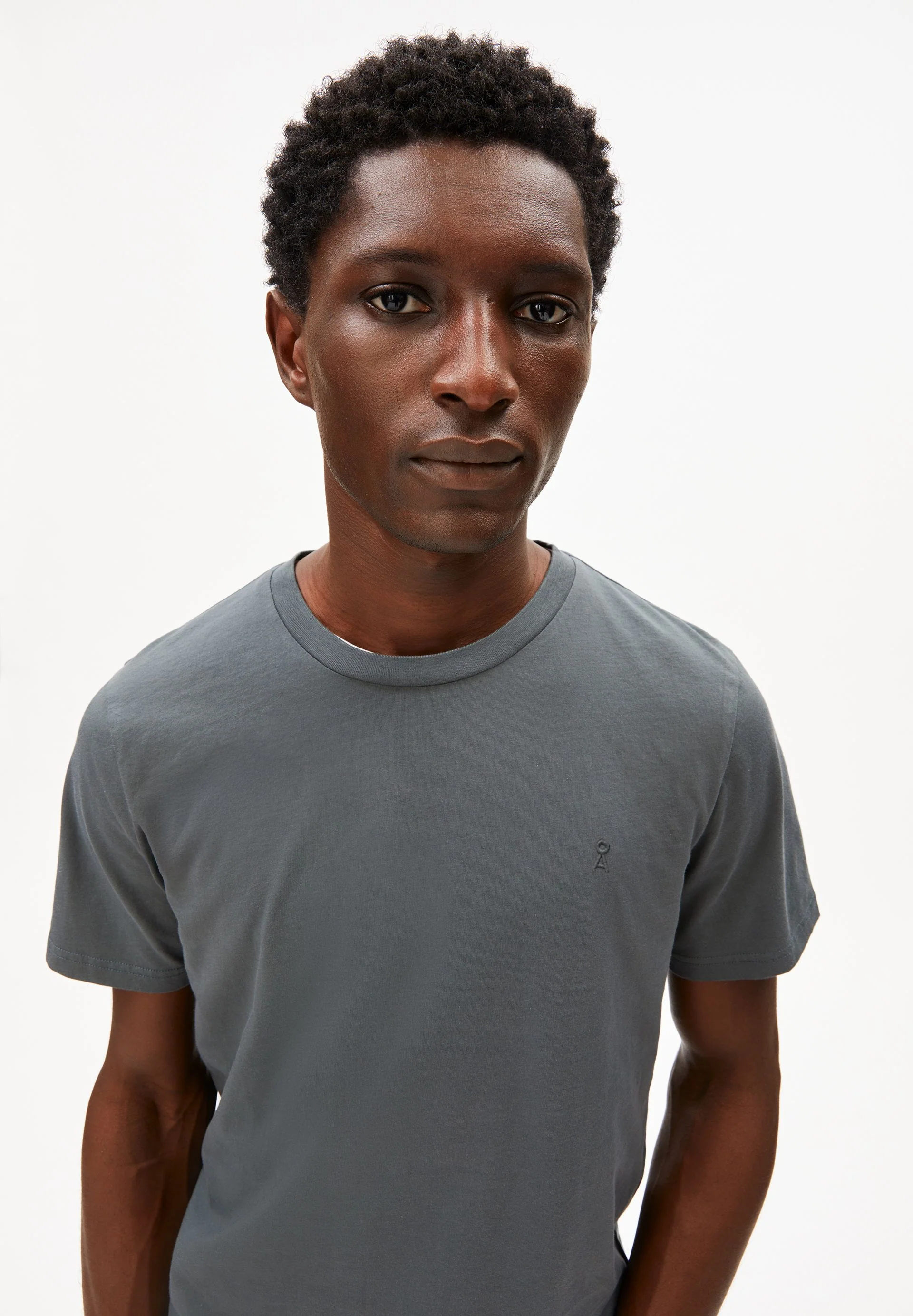 JAAMES T-SHIRT | space steel - Image 3